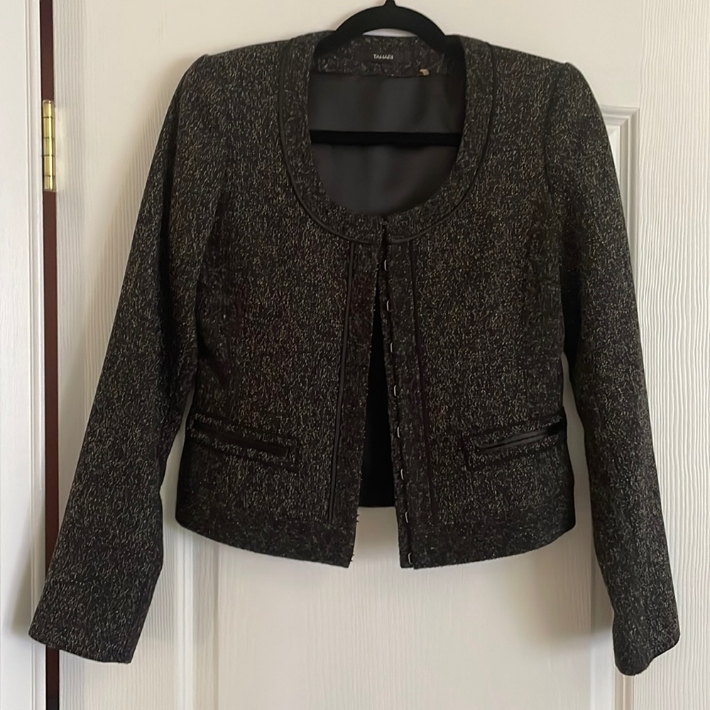 Tahari Women’s Blazer Size Small